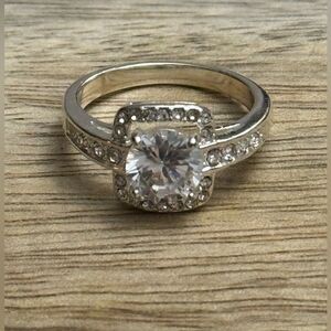 Silver Tone and CZ Fashion Ring Size 8